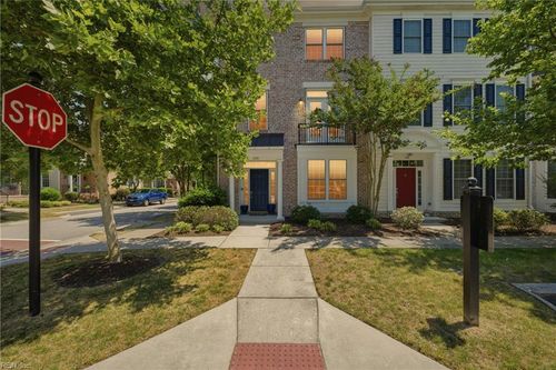 120 Peyton Randolph Dr, Yorktown, VA, 23692-2307 | Card Image