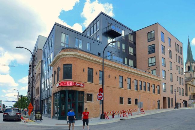 Nye's Bar - a neighborhood icon | Image 78