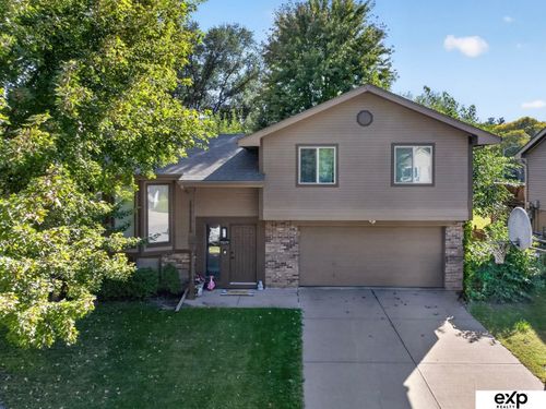 15279 Grover St, Omaha, NE, 68144-5462 | Card Image