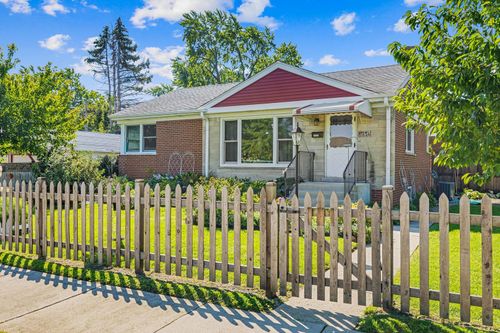 1265 S Wolf Rd, Des Plaines, IL, 60018-1307 | Card Image