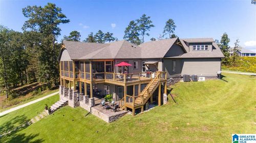 706 Layke Ridge Dr, Clanton, AL, 35046-1112 | Card Image
