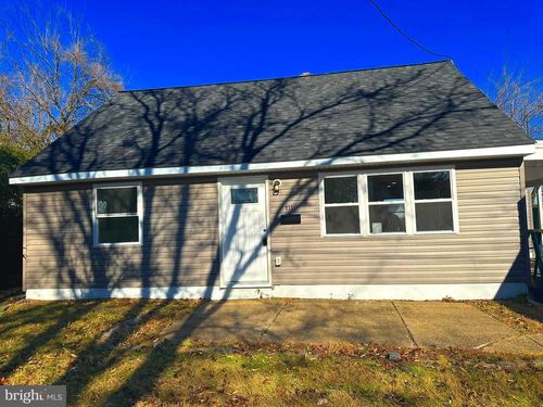 911 Allison Rd, BURLINGTON, NJ, 08016-2807 | Card Image