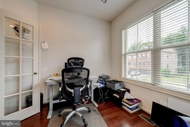 23314 Tradewind Dr, Townhouse with 3 bedrooms, 4 bathrooms and null parking in BRAMBLETON VA | Image 17