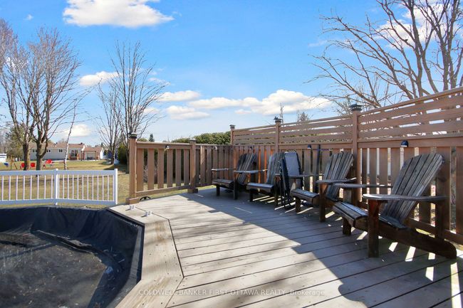 2313 Edward Kidd Cres, House other with 3 bedrooms, 3 bathrooms and 6 parking in North Gower ON | Image 27