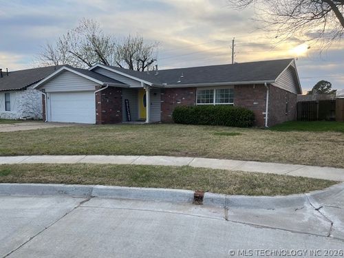 3106 S 137th East Ave, Tulsa, OK, 74134-4204 | Card Image