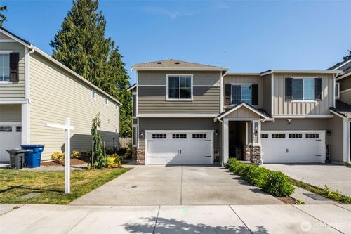 8635 35th Pl Ne, Marysville, WA, 98270-7242 | Card Image