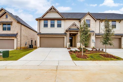 6915 Yellow Hammer Way, Arlington, TX, 76001-4301 | Card Image