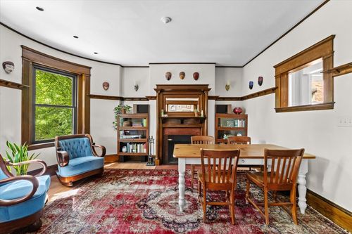 4-17 Lakeville Rd, Boston, MA, 02130-2044 | Card Image