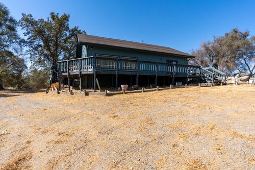 30289 Auberry Road, Prather, CA, 93651 | Card Image