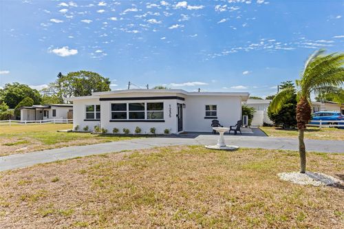 1235 45th St N, ST PETERSBURG, FL, 33713-5237 | Card Image