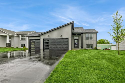 809 Erickson Ln, Buffalo, MN, 55313-7559 | Card Image