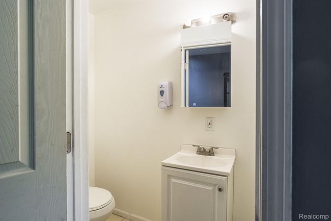 114 W Longwood Pl, House other with 3 bedrooms, 2 bathrooms and null parking in Detroit MI | Image 9