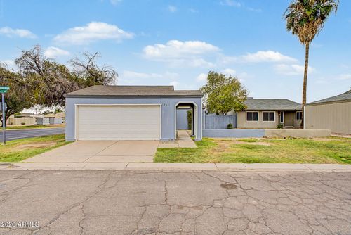 7021 S 43rd Way, Phoenix, AZ, 85042-8928 | Card Image