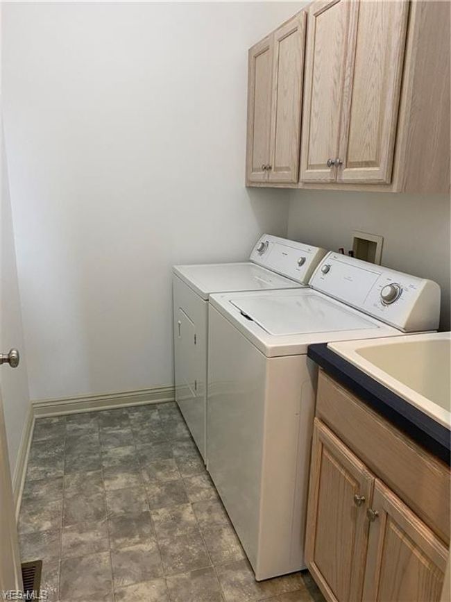 3285 Greystone Village Drive, Sold in Green Zoocasa