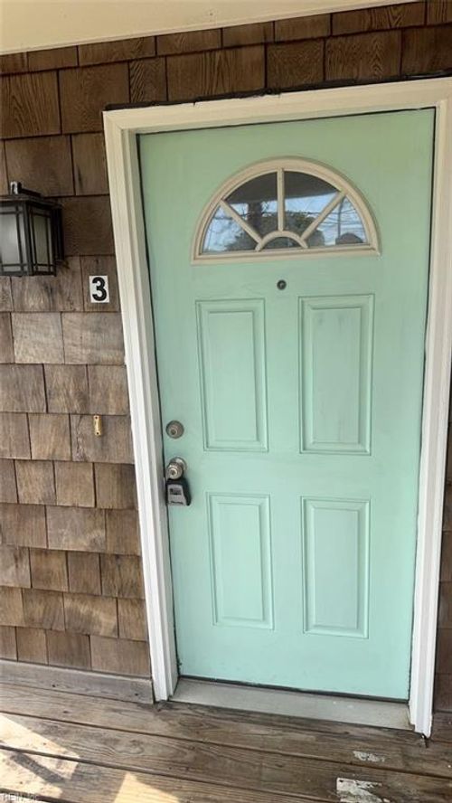 3-405 23 1/2 St, Virginia Beach, VA, 23451-3261 | Card Image