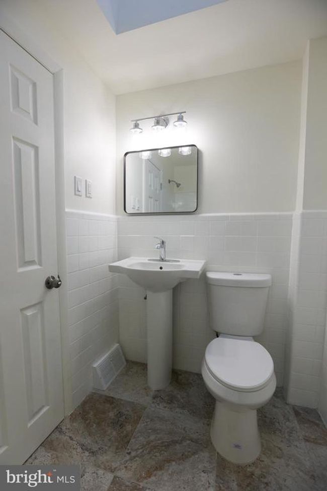 1218 Harshaw Rd, Townhouse with 4 bedrooms, 1 bathrooms and null parking in BROOKHAVEN PA | Image 14