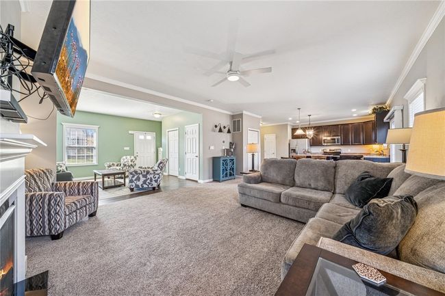 238 Chinkapin Dr, House other with 4 bedrooms, 3 bathrooms and 2 parking in Natrona Heights PA | Image 10