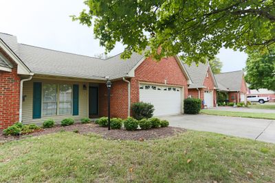 411 Riveredge Ct, Condo with 3 bedrooms, 2 bathrooms and 4 parking in Murfreesboro TN | Image 2