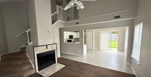 6611 Olivewood Dr, Arlington, TX, 76001-7819 | Card Image