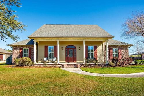 462 Meadow View Ct, Thibodaux, LA, 70301-9435 | Card Image