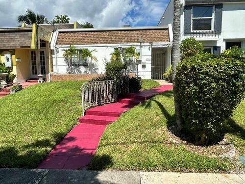 1755 Ne 142nd St, North Miami, FL, 33181-1329 | Card Image
