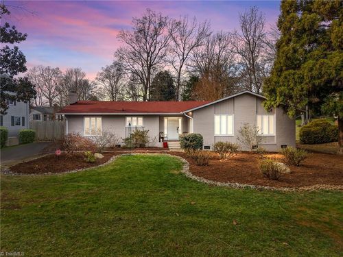 2009 Downing St, Greensboro, NC, 27410-2413 | Card Image