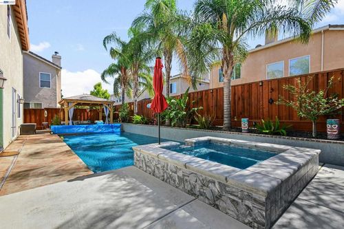 1434 Olivia Ct, Tracy, CA, 95377-8291 | Card Image