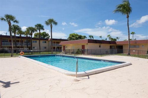 apt-216b-850 E Commercial Blvd, Oakland Park, FL, 33334-3287 | Card Image