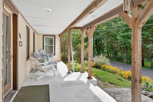 96 Old Post Rd N, Red Hook, NY, 12571-2221 | Card Image