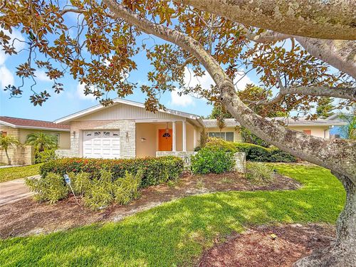 13583 87th Ave, Seminole, FL, 33776-2622 | Card Image