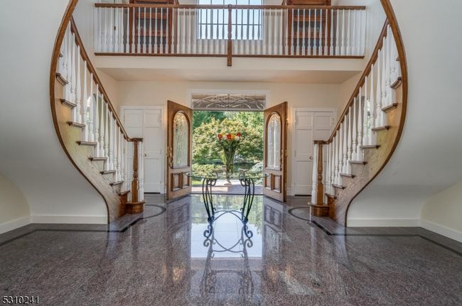 4 Hook Mountain Dr, House other with 5 bedrooms, 4 bathrooms and null parking in Annandale NJ | Image 16