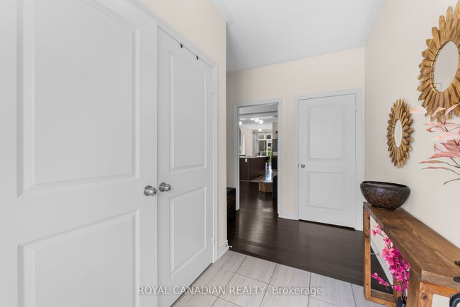 2670 Delphinium Trail, House attached with 4 bedrooms, 3 bathrooms and 1 parking in Pickering ON | Image 8