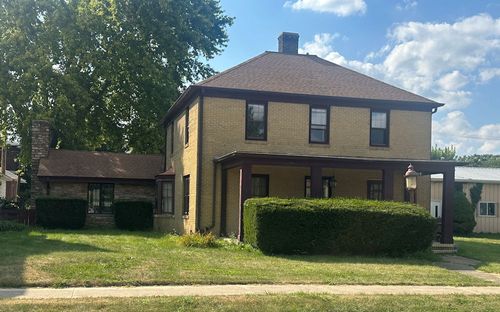 516 N 6th St, Rochelle, IL, 61068-1542 | Card Image