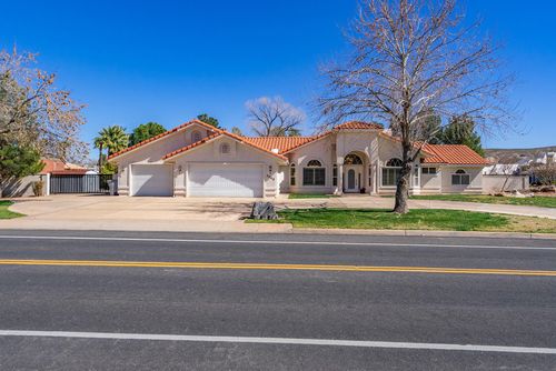 3545 Sugar Leo Rd, St. George, UT, 84790-7940 | Card Image