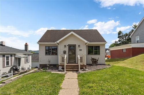 935 Logan Ave, Toronto, OH, 43964-1107 | Card Image