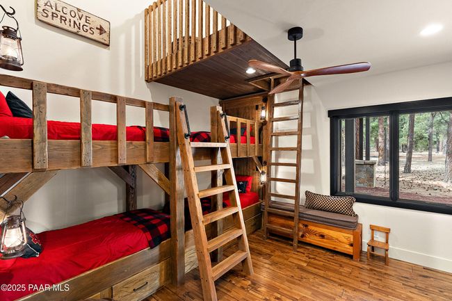 Bunk Room | Image 50