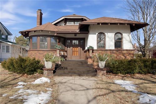 716 W Willow St, Chippewa Falls, WI, 54729-2144 | Card Image