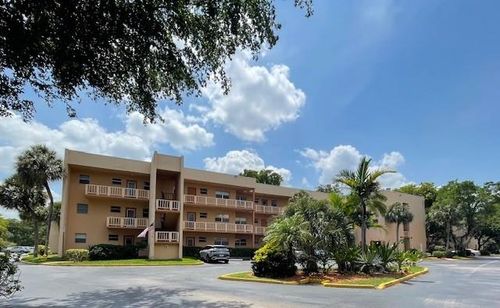apt-306-8390 Lagos De Campo Blvd, Tamarac, FL, 33321-8509 | Card Image
