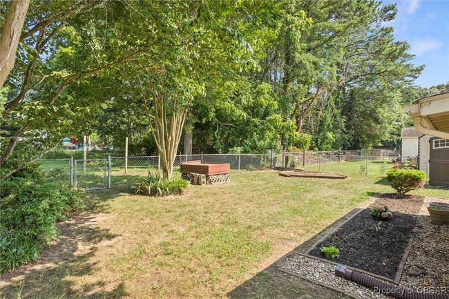 Fenced Backyard | Image 28