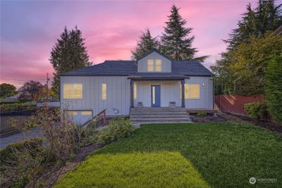 8739 S 113th Street, House other with 3 bedrooms, 2 bathrooms and 4 parking in Seattle WA | Image 2