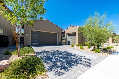 207 Cactus Sunrise St, Las Vegas, NV, 89138-6357 | Card Image