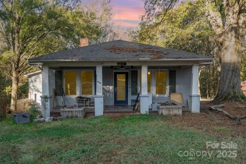 420 Brookwood Ave, Albemarle, NC, 28001-4506 | Card Image