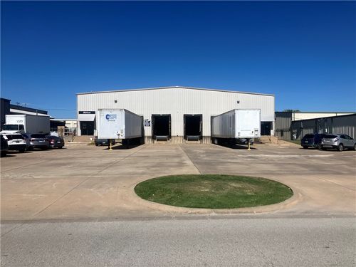 124 Commercial Ave, Lowell, AR, 72745-8725 | Card Image