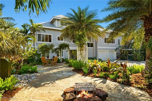 2400 Los Colony Rd, Sanibel, FL, 33957-2107 | Card Image