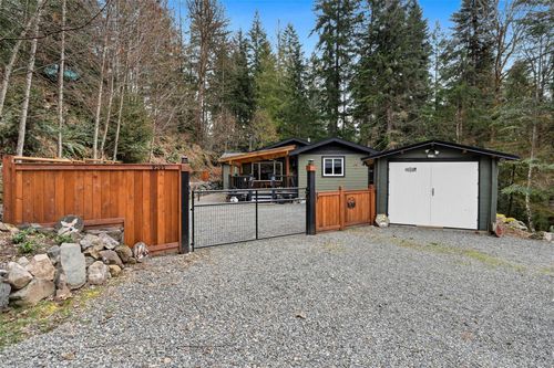 9205 Nighthawk Rd, Lake Cowichan, BC, V0R2G1 | Card Image