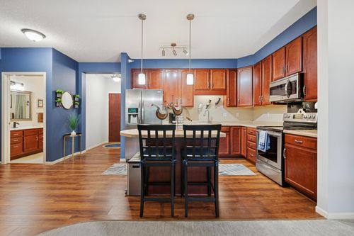apt-312-3800 85th Ave, Brooklyn Park, MN, 55443-2977 | Card Image