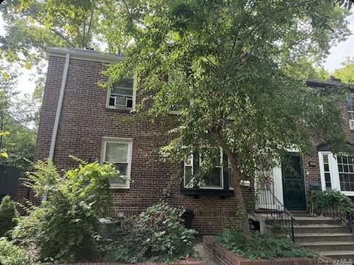 4030 44th St, Sunnyside, NY, 11104-2109 | Card Image