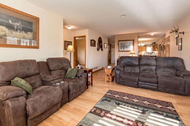 19315 State Highway 114, House other with 4 bedrooms, 3 bathrooms and null parking in Starbuck MN | Image 6