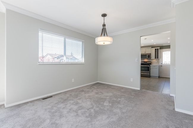 35449 Calgary Avenue, House other with 4 bedrooms, 3 bathrooms and 6 parking in Abbotsford BC | Image 19