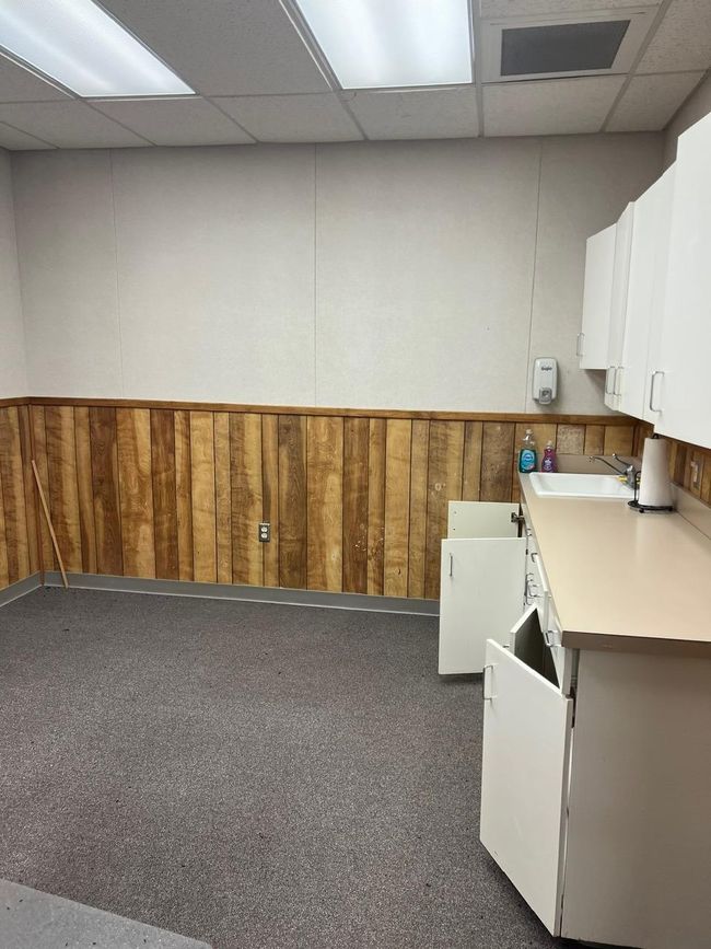 702 Matador Hwy, Home with 0 bedrooms, 0 bathrooms and null parking in Floydada TX | Image 9